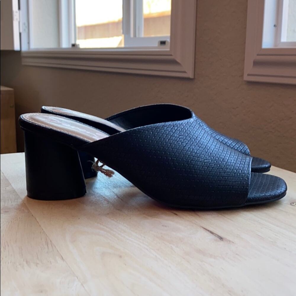 Seven7 Vera Mule Y2K vibes chunky stacked heel reptile embossed versatile size 8